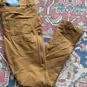 RevolutionRace Men's Pants - Brown